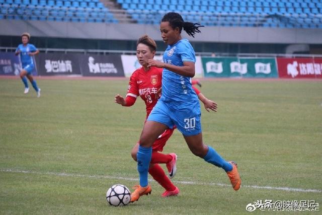 蓉城与津门虎对决 关键战役即将开启
